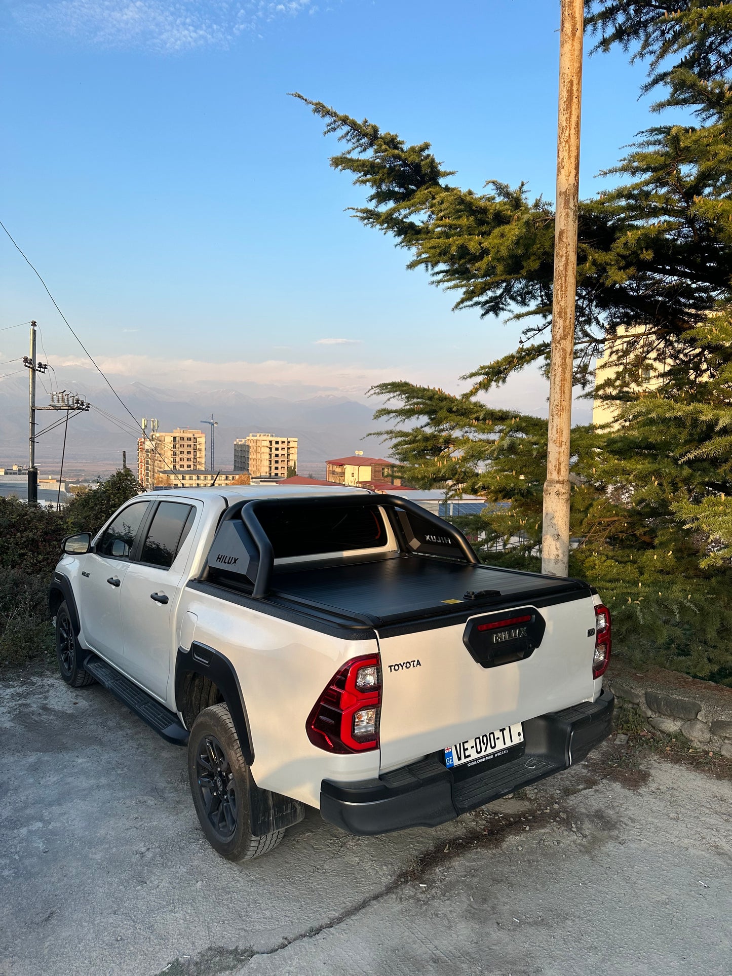 Toyota Hilux როლ-ბარი 2016-2025