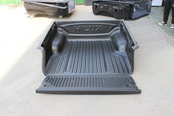 Toyota Hilux საბარგულის ჩასაფენი 2016-2025